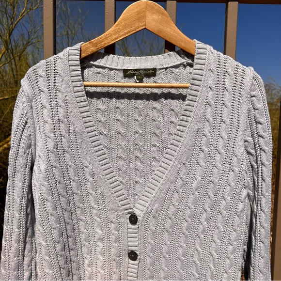 ⬇️Eddie Bauer Women’s Button Cardigan Sweater Size L Color Grey 💯% Cotton - Picture 3 of 12